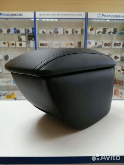 Подлокотник на Kia Ceed с 2007