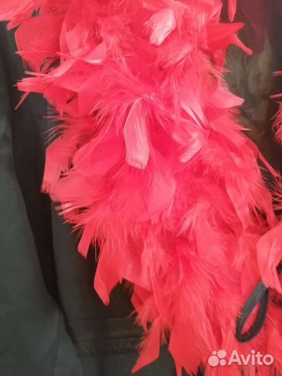 Халат женский, пеньюар с перьями