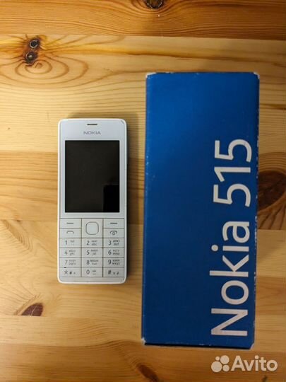 Телефон Nokia 515