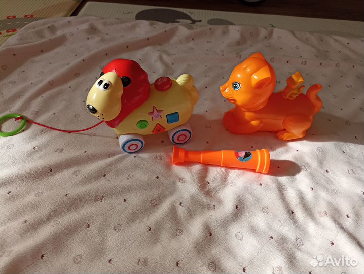 Развивающие игрушки для малышей пакетом