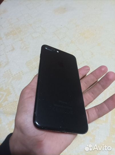 Телефон iPhone 7 plus