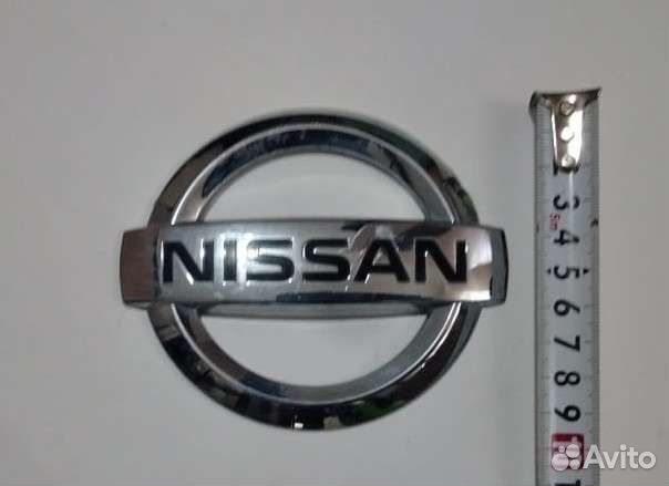Эмблема Nissan Elgrand