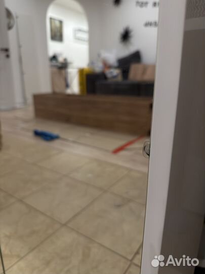 Шкафчик в ванную навесной с зеркалом