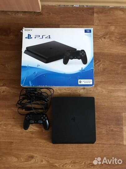 Sony PS4 slim 1tb