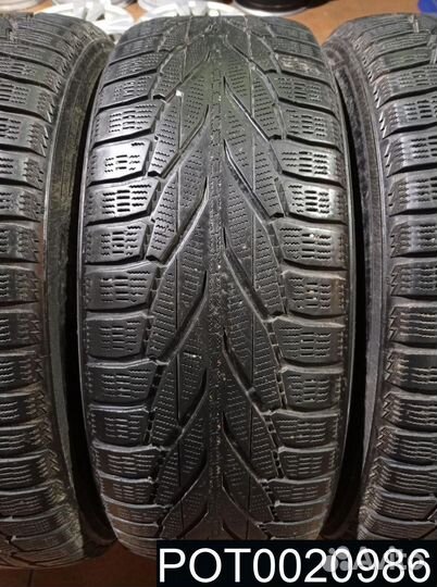 Nokian Tyres Hakkapeliitta R2 235/65 R17 100M