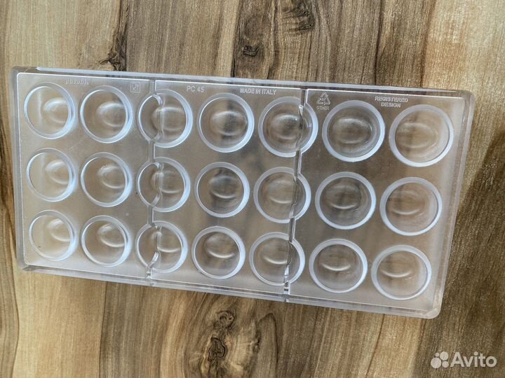 Поликарбонатная форма для шоколада