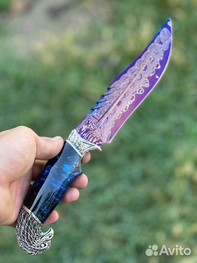 Нож из дамасской стали