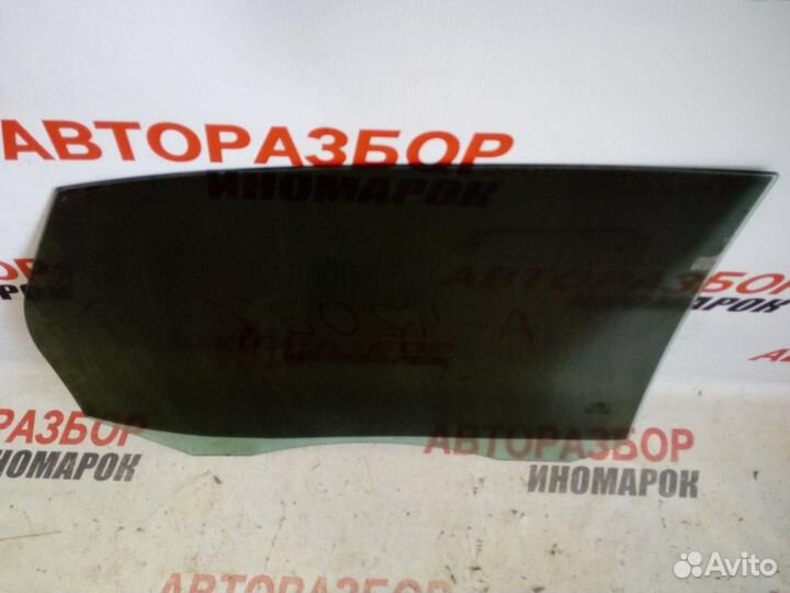 Стекло двери задней левой Ford Focus 2 DA 2005-200