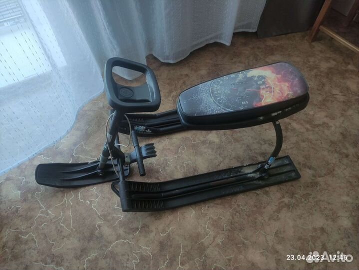 Детский снегокат