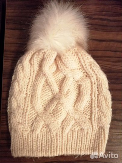 Шапка женская на весну-осень