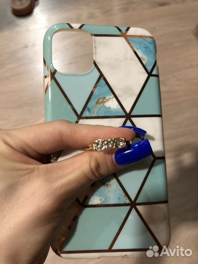 Чехол на iPhone 11