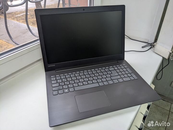 Ноутбук Lenovo ideapad 330-15IKB