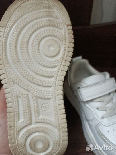 Кроссовки детские