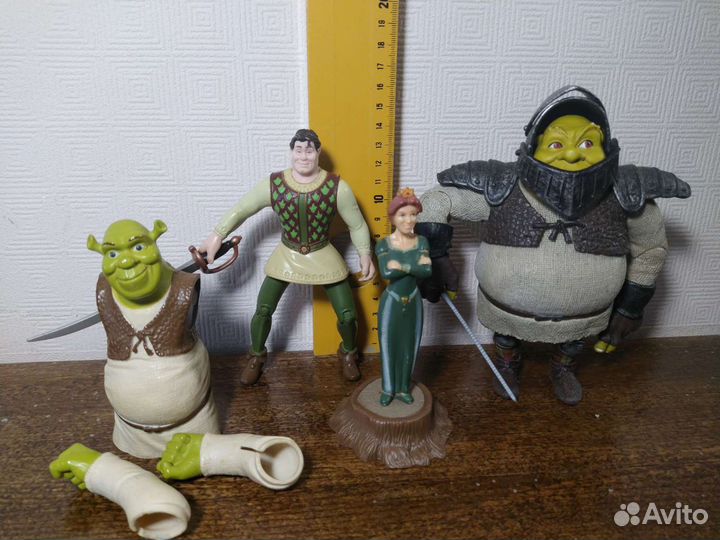 Фигурки из фильмов и мультфильмов