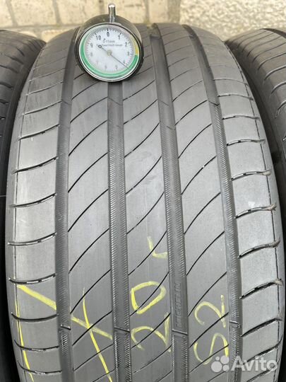 Michelin Primacy 4 215/50 R17