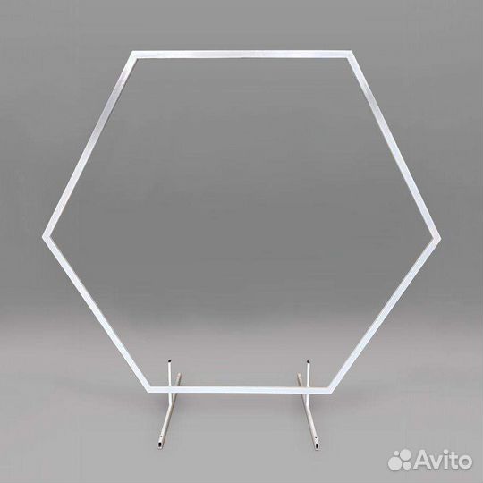 Арка для фотозоны