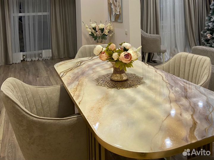 Обеденные журнальные столы с дизайном эпоксидной