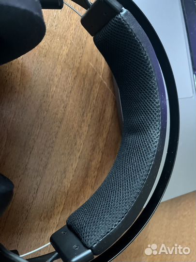 Наушники Razer Nari Essential