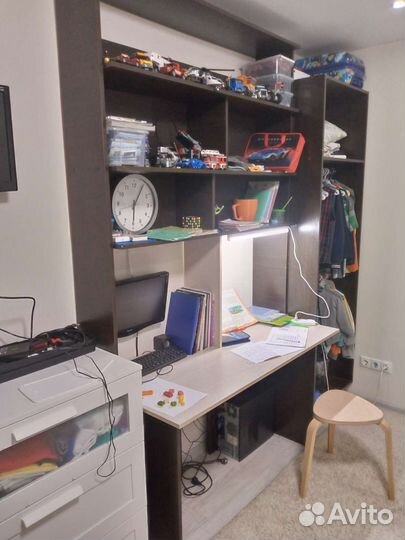 Компьютерный стол