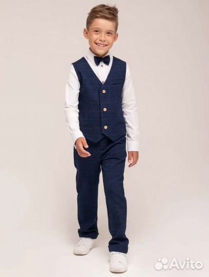 Костюм на мальчика 128-134