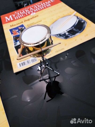 Коллекционные музыкальные инструменты