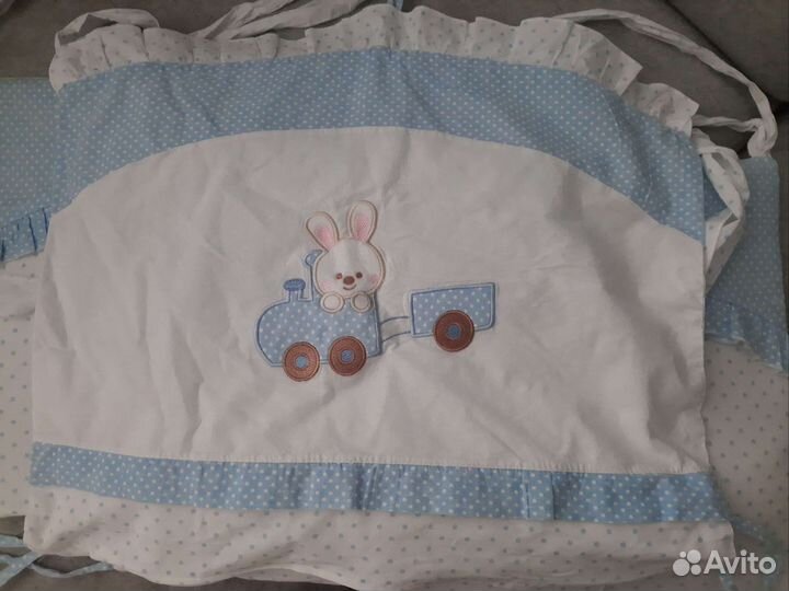 Комплект в детскую кроватку