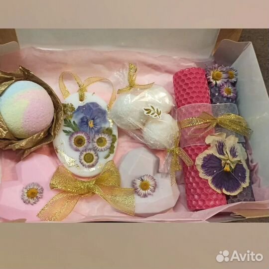 Подарочные наборы на 8 марта