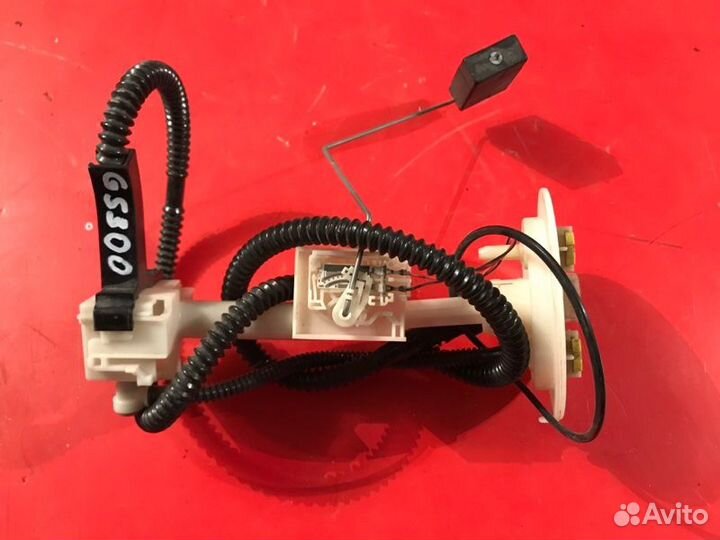 Датчик уровня топлива Lexus Gs300