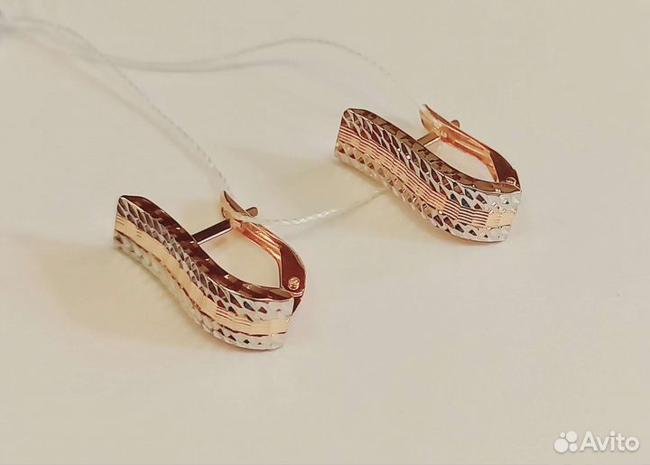 Золотые серьги