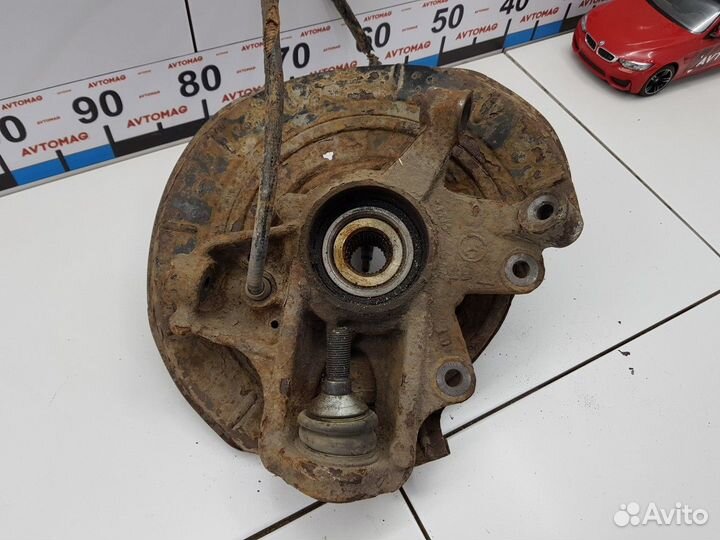 Кулак задний левый (Mercedes-Benz M-class)