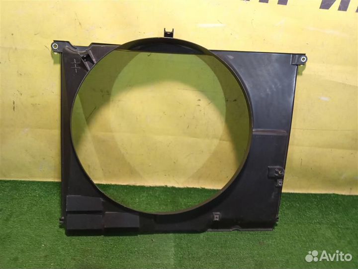 Диффузор вентилятора Toyota Land Cruiser (200) 20