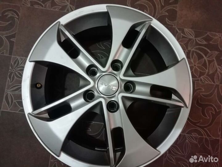 Литые диски r 16