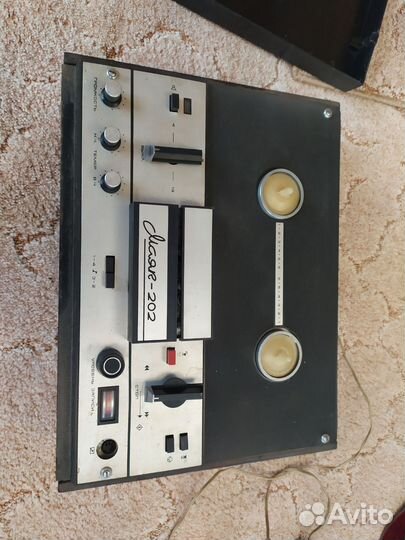 Проигрыватель маяк-202