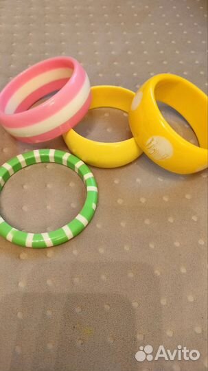 Браслеты женские полированный пластик