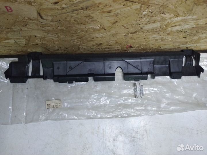 Дефлектор радиатора Nissan X-trail NT31