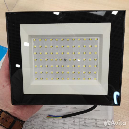 Прожектор светодиодный 100Вт холодный свет IP65
