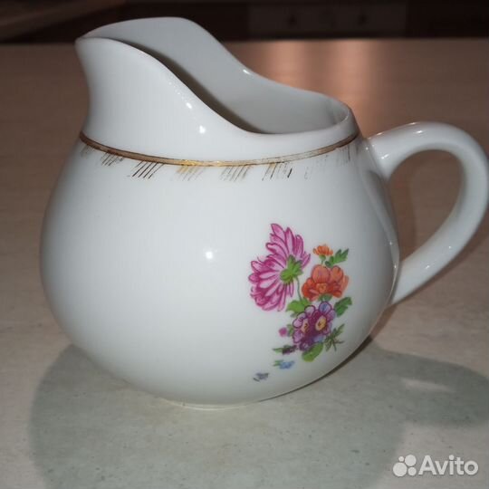 Сливочник фарфоровый СССР