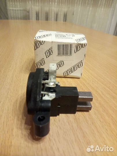 Регулятор напряжения