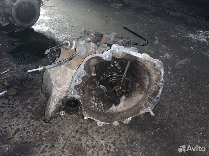 МКПП Suzuki Swift M16A - 1.6 бензин (б/у)