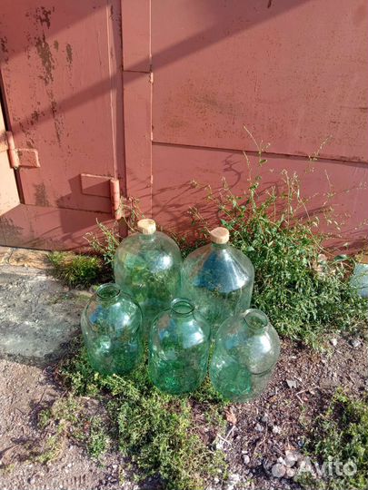 Бутыли по 20 и10 л