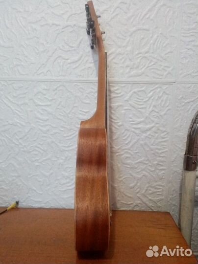 Укулеле и чехол