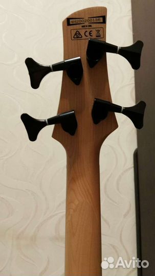 Бас гитара ibanez GSR200-BK