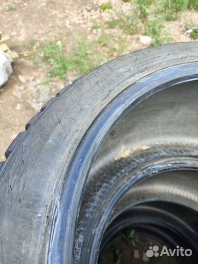 Nokian Tyres Hakkapeliitta 9 SUV 3.75/35 R21