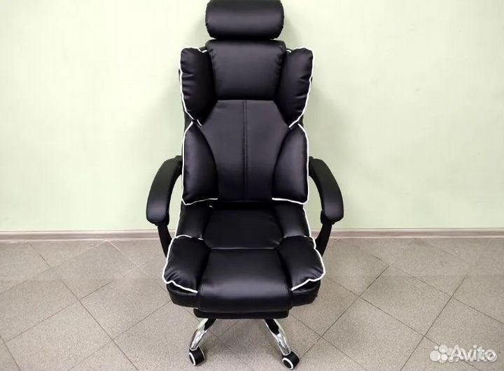 Офисное кресло (геймерское). Кресло для директора