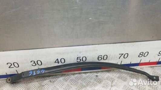 Щеткодержатель лобового стекла toyota avensis T27