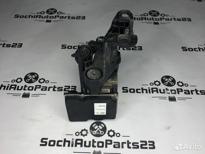 Блок ABS ESP Mercedes e class w212
