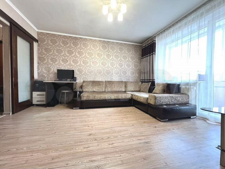 2-к. квартира, 52 м², 4/5 эт.