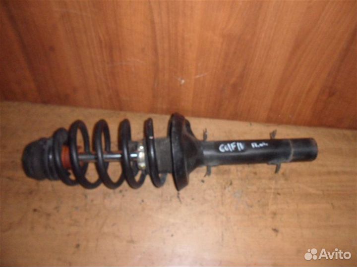 Амортизатор передний Volkswagen Golf 4 1J1 AGU