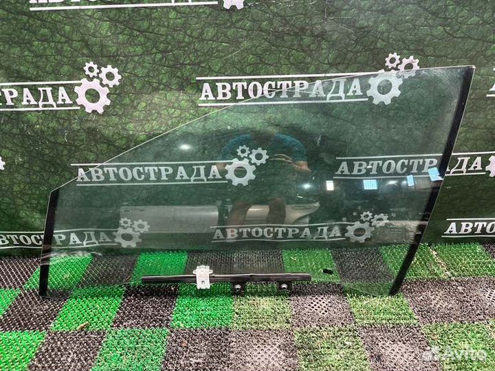 Стекло двойное переднее левое Lexus Ls 2017-2023