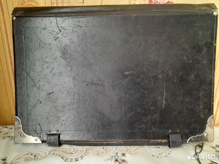 Старинный портфель, с ключем